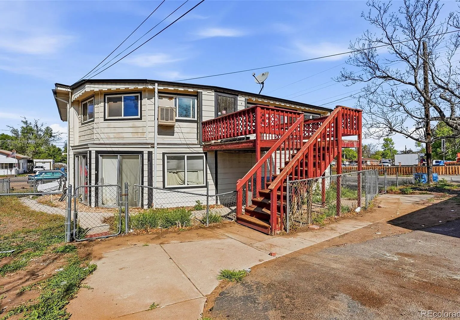 4 bed, 1.5 bath, 2624 sqft, $1,950 — Photo 3