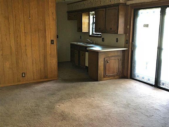 3rd image of 5509 Hooper Dr