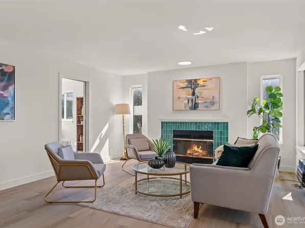 1312 S Massachusetts Street #302, Seattle, WA 98144