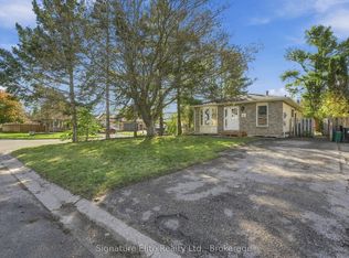 44 Bronte Cres, Barrie, ON L4N5B9