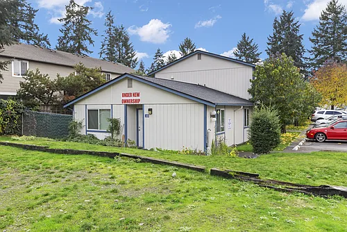 McChord Tudor Haus Photo 1