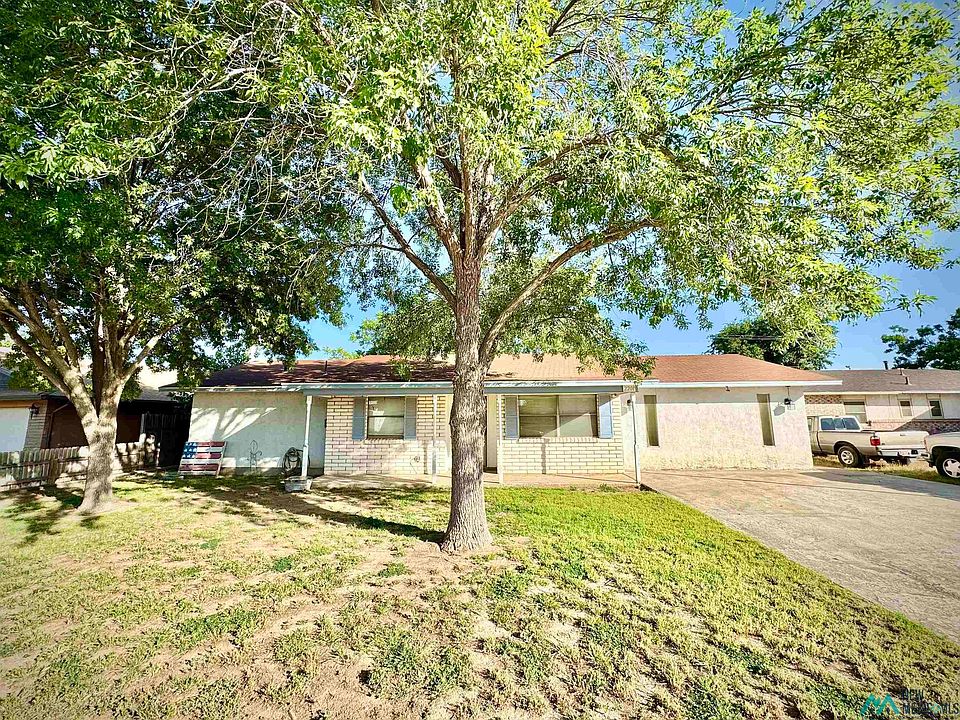 1st image of 2201 W Bullock Ave