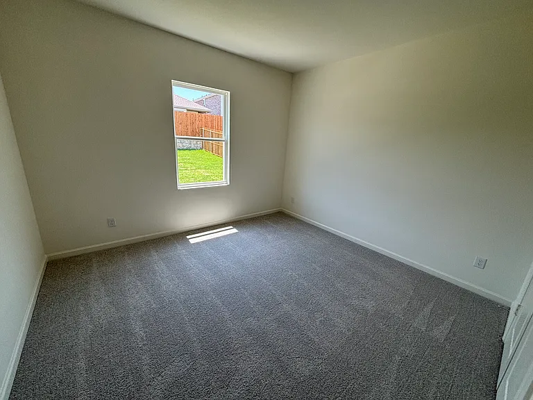 5511 Hastings Ln — Photo 10