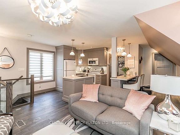 2nd image of 44 Hawkridge Ave