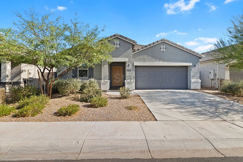 1st image of 1171 W Del Monte Pl