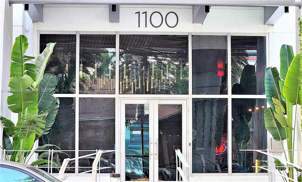 Building Photo - 1100 S Miami Ave #1906