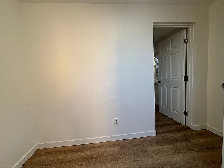 308 E 4th St #308B — Photo 14