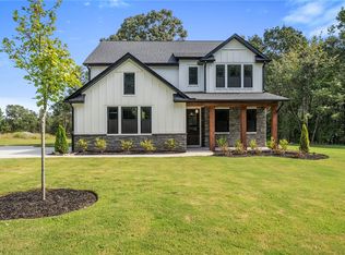 973 Andersonville Rd, Townville, SC 29689