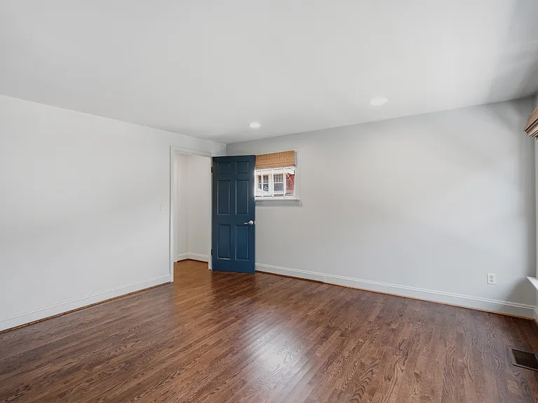 415 N 15th St — Photo 23