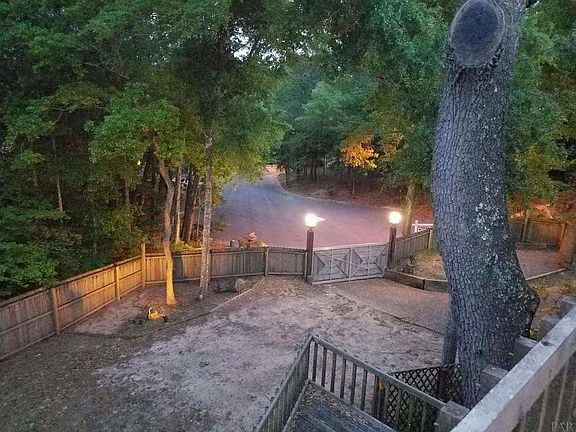 5th image of 4666 Baywoods Pl