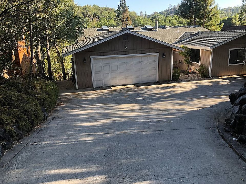 1st image of 13506 Lake Wildwood Dr