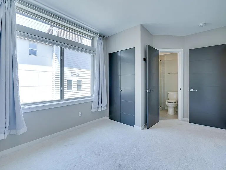 3835 Gilman Ave W — Photo 22