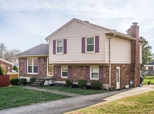 6812 Creedmoor Ct, Louisville, KY 40228