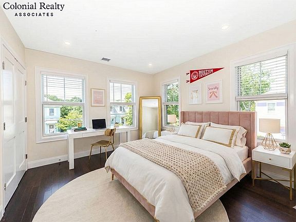 5th image of 124 Jerome St #125