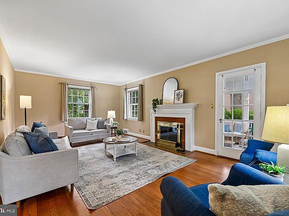 5th image of 4616 Norbeck Rd