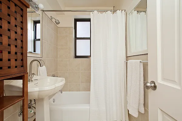 Sold by Brooklyn Hearth Realty | media 22