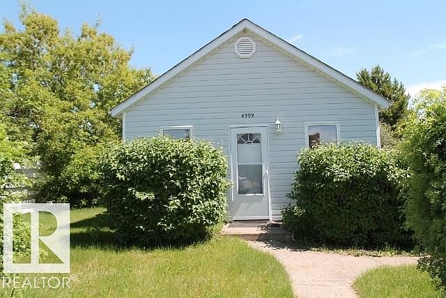 1st image of 4909 51st St