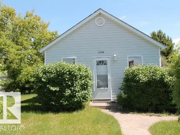 4909 51st St, Elk Pt, AB T0A 1A0