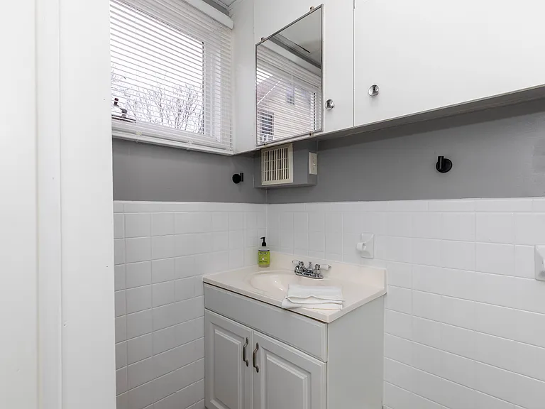 108 Pharis St #1 — Photo 33