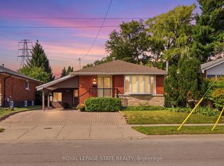 304 Whitney Ave, Hamilton, ON L8S2H2
