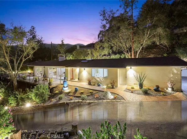 3810 Lockerbie Ln, Glendale, CA 91208