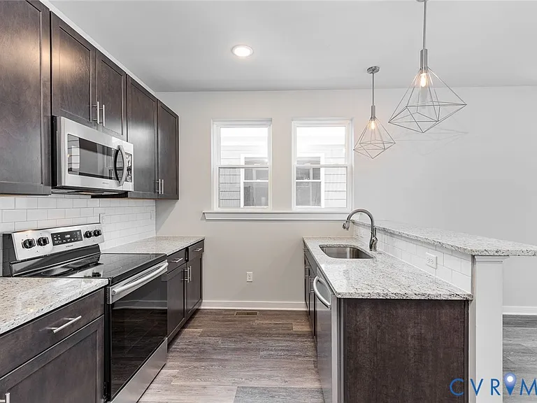 1529 Porter St #A — Photo 10