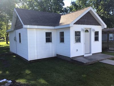208 S Waldron St, Medaryville, IN, 47957