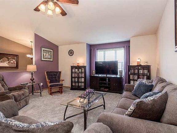4th image of 2539 Sunny Meadow Dr