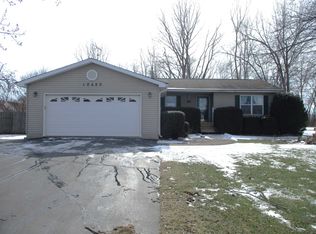 10520 E Garrison Rd, Durand, MI 48429