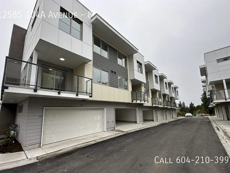 12585 104a Ave #8 — Photo 1