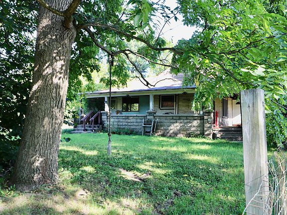 3rd image of 2710 6th St