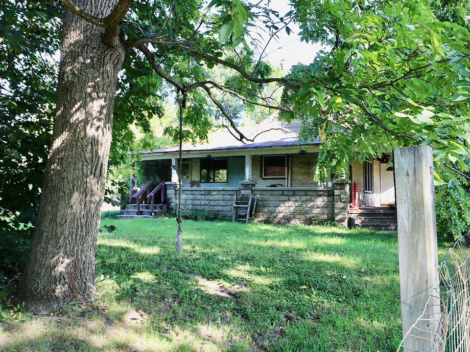 2710 6th St, Shelbyville, MI 49344 Zillow