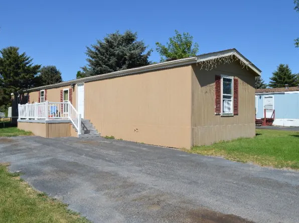 1720 N Pinewood Dr, Idaho Falls, ID 83401