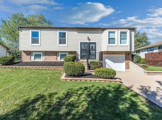 329 Huntington Way, Bolingbrook, IL 60440