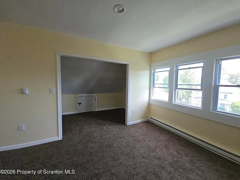 1327 Oram St #2 — Photo 7