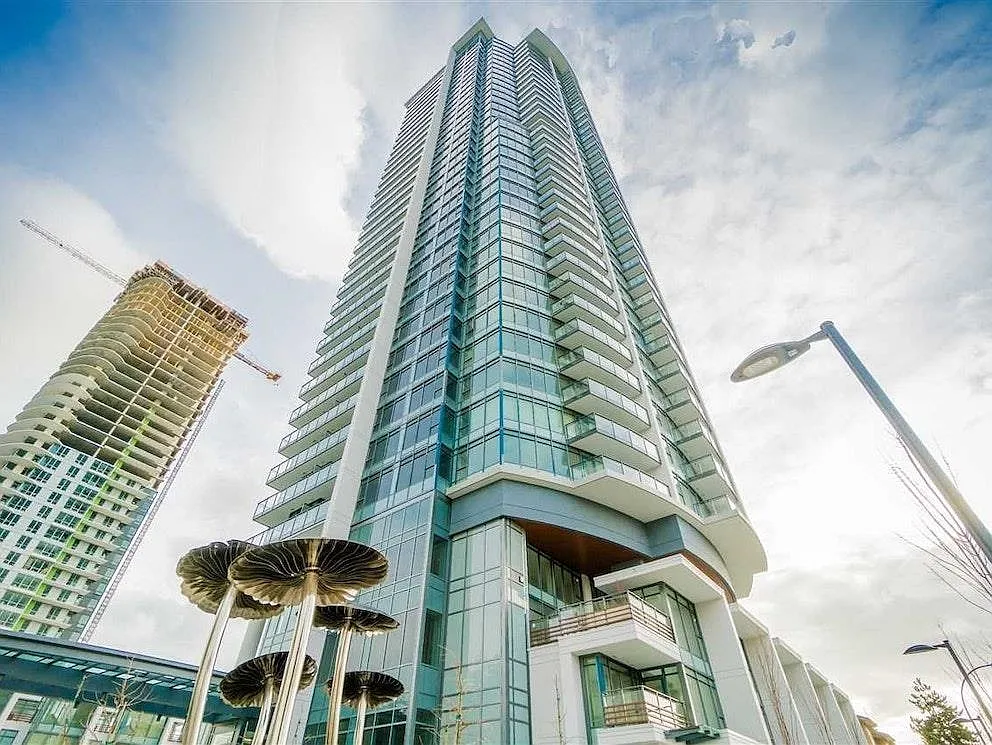 2 bed, 949 sqft, $3,650 — Photo 1