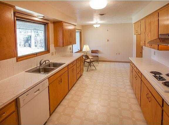 3rd image of 11419 E 19th Ave