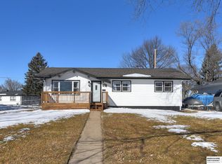 3624 Cornhusker Dr, Omaha, NE 68124