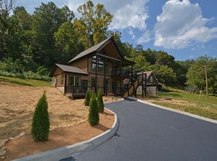 3632 Pittman Center Rd, Sevierville, TN 37876