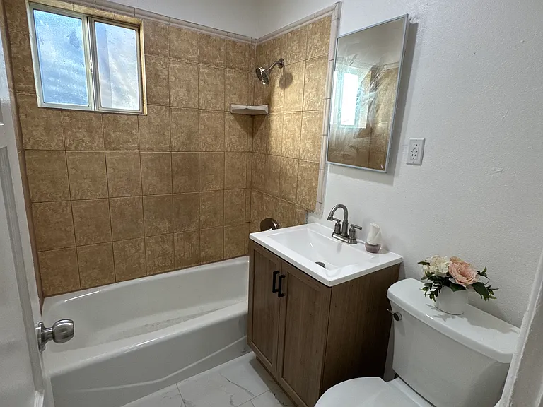 1861 Broadland Ave — Photo 8