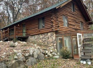 5843 Richardson Rd, Howell, MI 48843