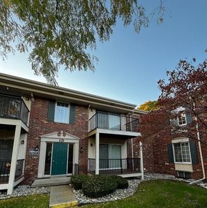 12028 Fifteen Mile Rd, Sterling Heights, MI, 48312