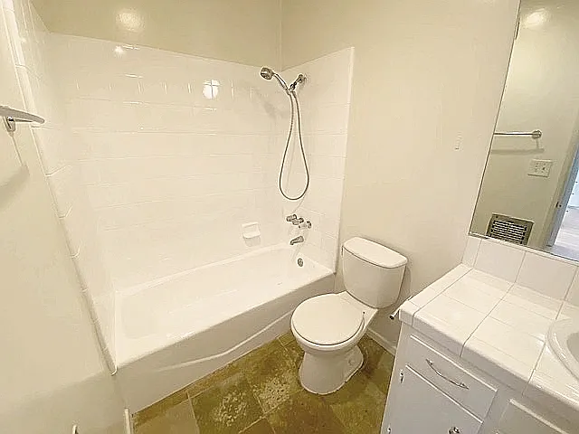 435 S Mariposa Ave — Photo 21