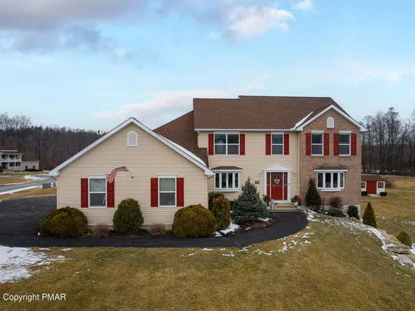 200 Bellis Ct, Stroudsburg, PA 18360