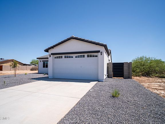 3rd image of 9325 W ONEIDA Drive