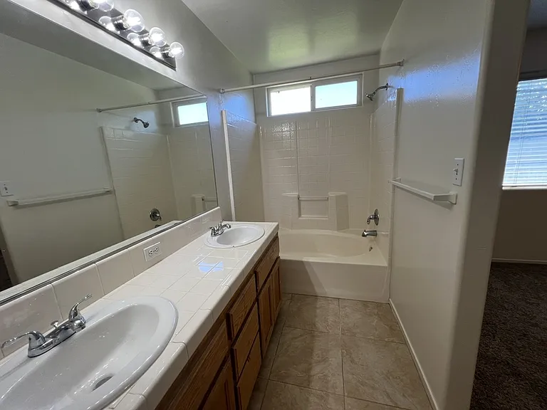 10209 Polo Saddle Dr — Photo 2