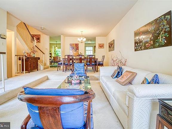 5th image of 1303 Templeton Pl