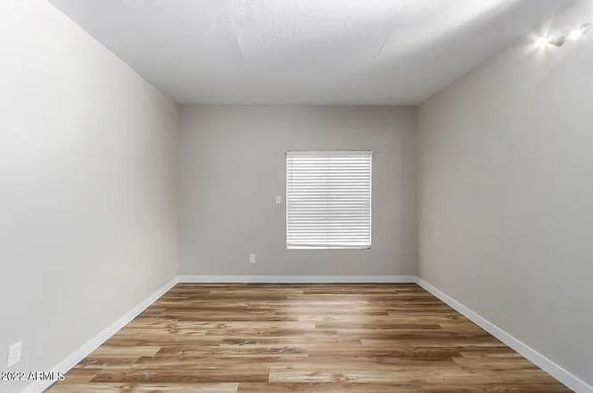 1348 E Brill St #1 — Photo 15