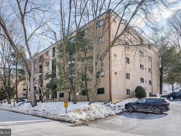 400 Glendale Rd #D33, Havertown, PA 19083