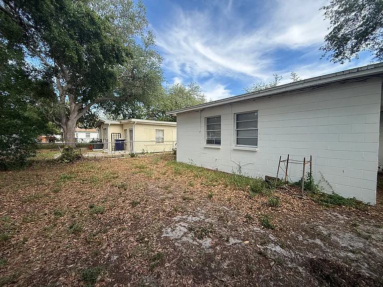 4313 W Laurel St — Photo 11